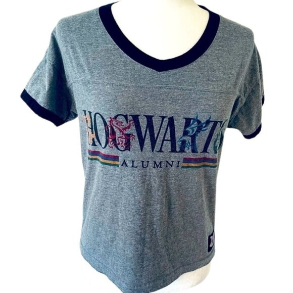 Lot of NWT Harry Potter Keychain Hogwarts Houses + Hogwarts T-Shirt (Size XS) - Picture 2 of 16